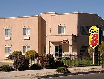 Super 8 Rio Rancho Hotel Bagian luar foto